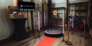 Lees meer over het artikel Het alternatief voor de fotobooth; de 360° videobooth